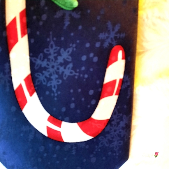 100% Silk Santa Snowboarding Candy Cane Tie - Picture 8 of 9